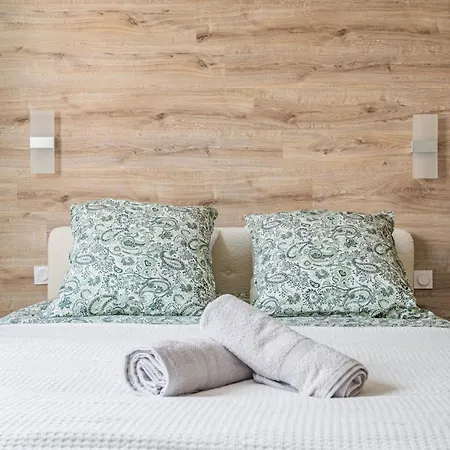 L'etape - Center - Cathedral * Reims