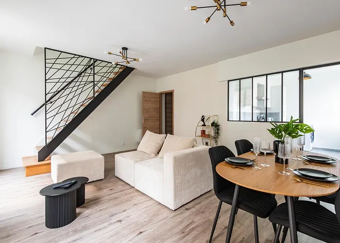 L'etape - Center - Cathedral *