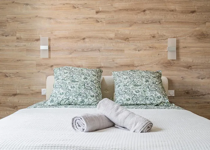 L'etape - Center - Cathedral * Reims