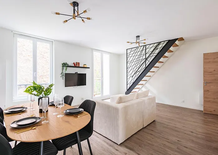 L'etape - Center - Cathedral